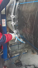 Cargar y reproducir el video en el visor de la galería, Raspador de tubos de HDPE de 1200 mm